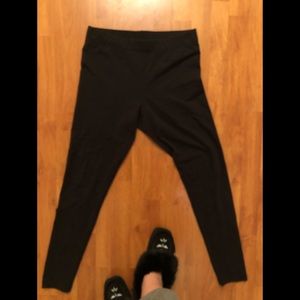 Black cotton leggings